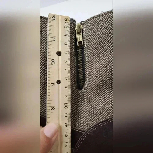 Dr. Martens Gayle Brown Boots Size 9 - Picture 4 of 13